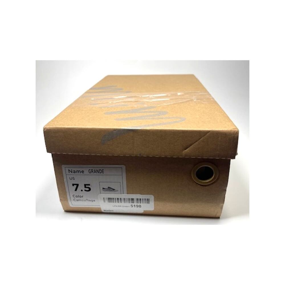Mi.iM Grande Rubber Sole Lace-up Contrast Glitters Star Sneakers, Size 7.5 - Picture 3 of 14
